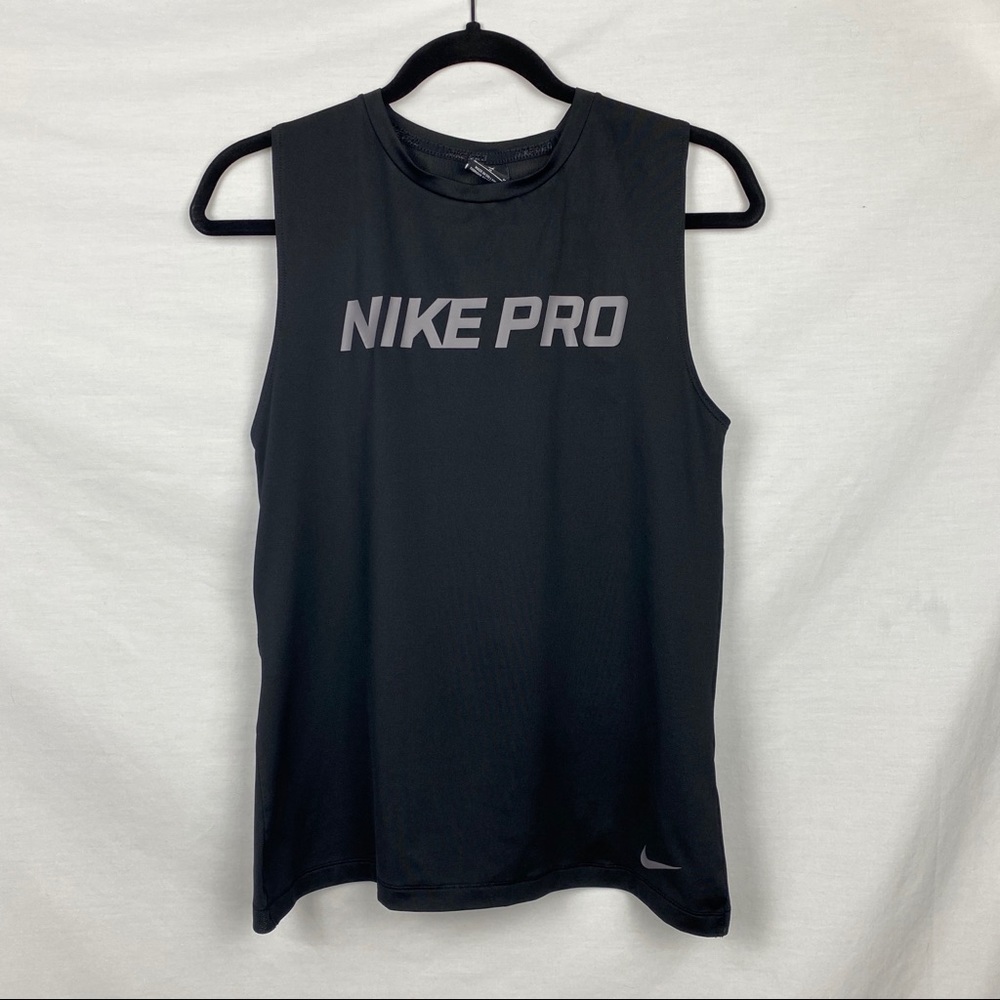 Women’s Black Nike Pro Tank Top in Medium